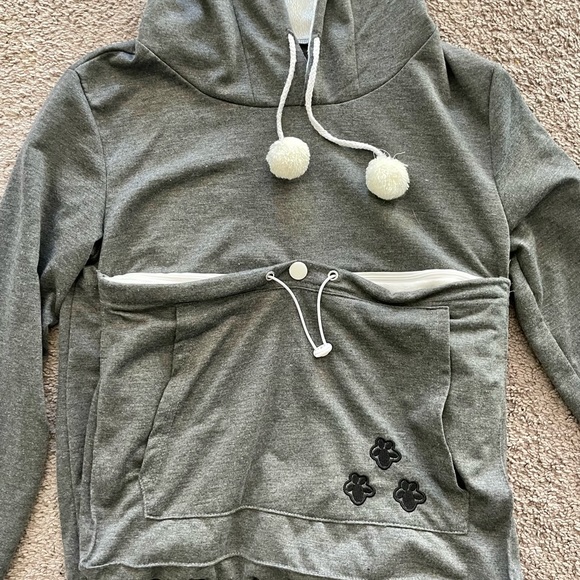 Small grey dog pet pouch hooded hoodie jacket pullover - Picture 3 of 4